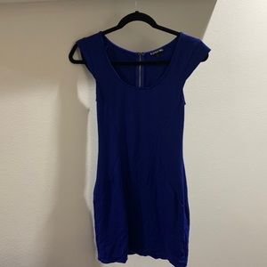 Express women’s blue dress size 4 fits medium